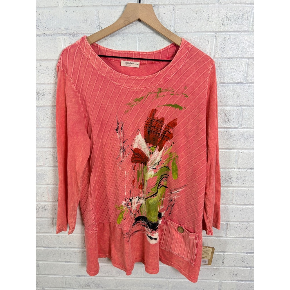 Jess & Jane Celine Top Womens 1X Coral Pink Abstract Floral Ribbed Art to Wear